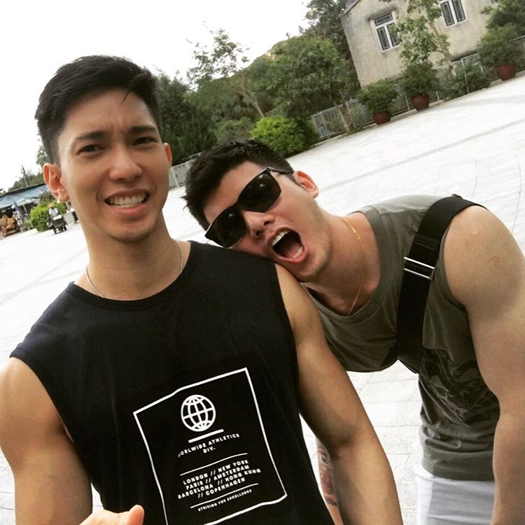 Gay Asian Couples 29