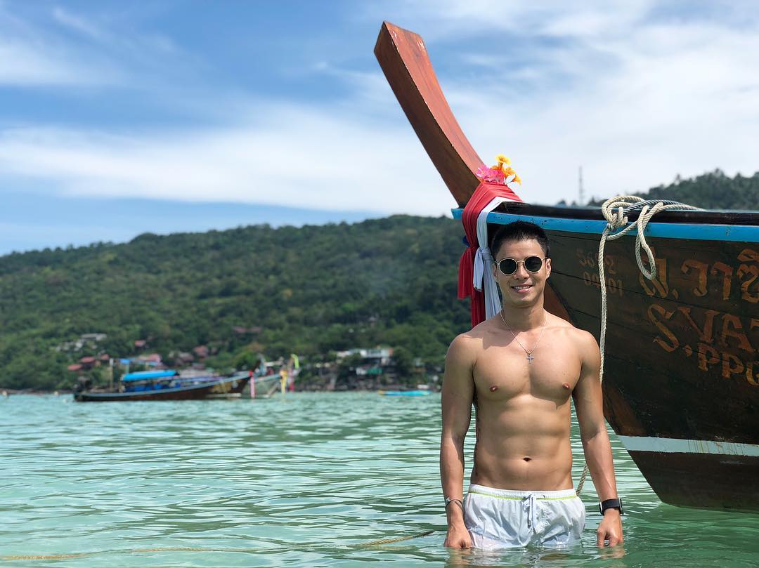 xvideos gay thai tourist