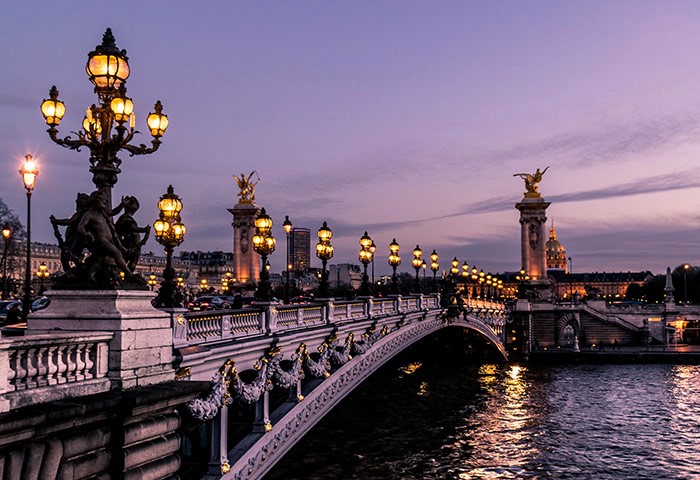 Gay and lesbian bars and clubs: places to go in Paris • Paris je t'aime -  Tourist office