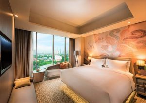 DoubleTree by Hilton Hotel Jakarta Diponegoro room. Gay-friendly hotel with city view. Modern design, comfortable bed, ideal for gay travelers.