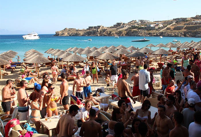 Drinks-and-prices-spending-on-Mykonos-beaches-and-gay-bars