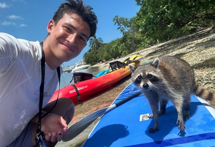 gay kayak adventure raccoon island Miami
