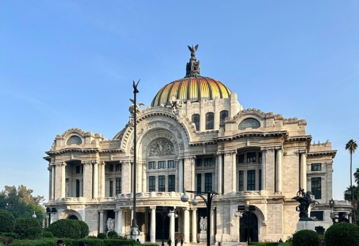 Mexico City's Palacio de Bellas Artes, a historic landmark. Vibrant architecture, a must-see on any private tour. Gay travel advice.