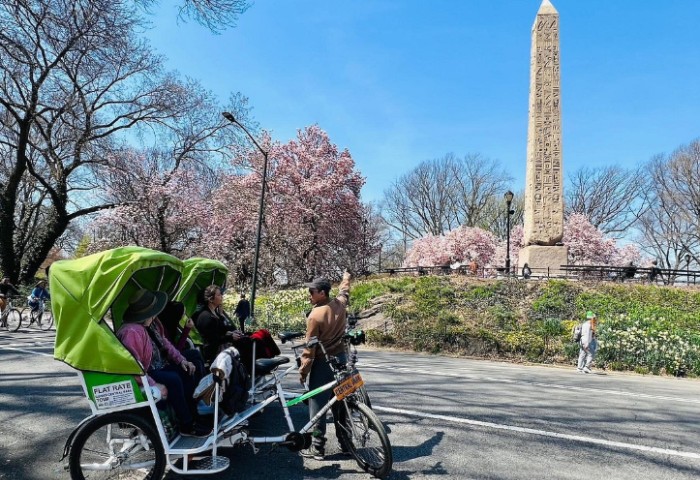 New York central park pedicab tour gay travel