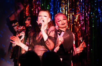 Toom Peerstall Fun Drag Show Hamburg Gay Bars in City Center