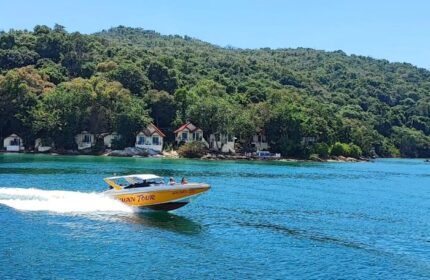 Speed Boat to The Cocoon Hostel Gay Hotel Koh Samet