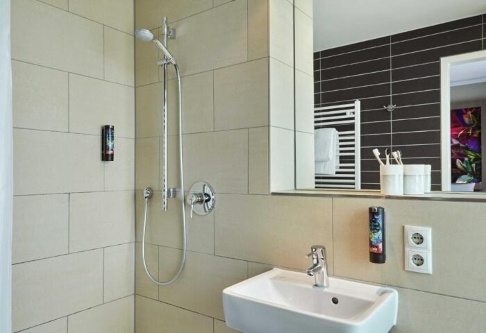 Best City Center Gay Hotel Hamburg Holiday Inn - the niu, Fusion Hamburg St. Georg