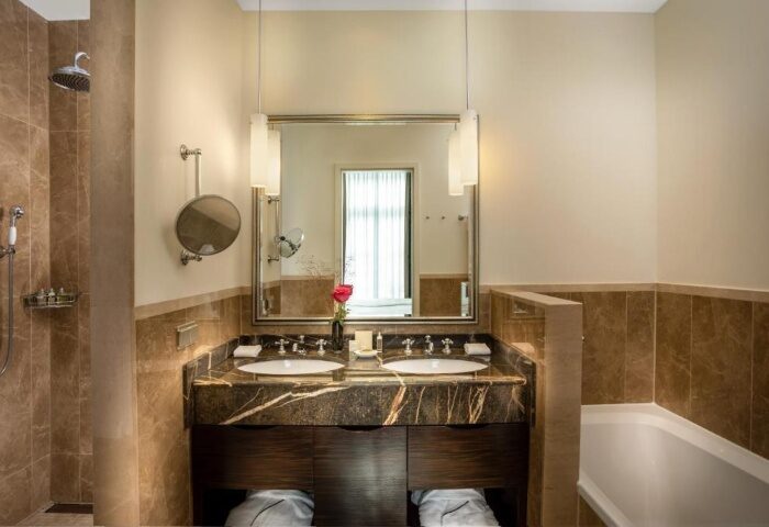 Top Luxury Lakefront Gay Hotel Hamburg Hotel Atlantic Hamburg, Autograph Collection