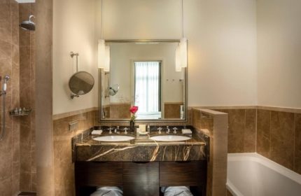 Top Luxury Lakefront Gay Hotel Hamburg Hotel Atlantic Hamburg, Autograph Collection