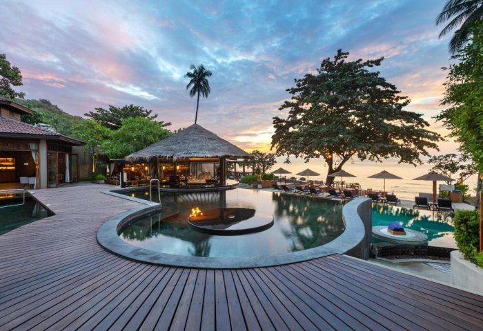 SAii Koh Samui Villas pool view at sunset. Tropical resort with beach access. Gay travel destination. 564002414.jpg