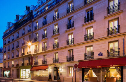 Hotel Turenne Le Marais exterior view, a cheap gay hotel near Paris' gayborhood. Great location for gay travelers in Le Marais.