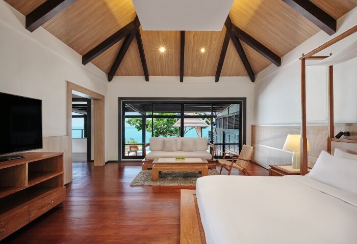 Garrya Tongsai Bay Samui suite. Best gay beachfront hotel Koh Samui. Luxury room with sea view. Gay travel in Thailand.