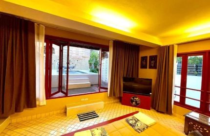 Blu Cabin Ari Stylish Gay Poshtel 2