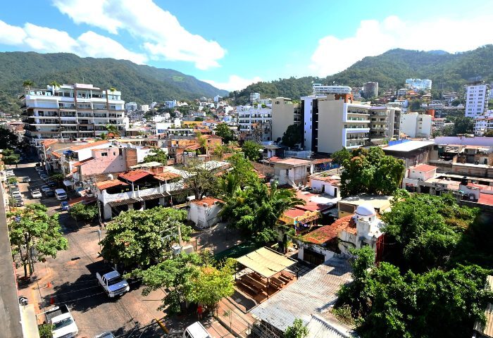 Cheap Gay Hotel Puerto Vallarta Barrio Vallarta with Rooftop Pool Next to Gay Bars