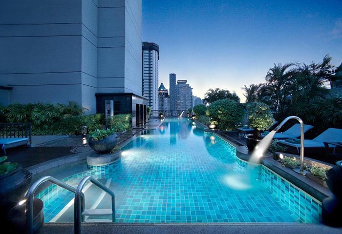 Cheap-Luxury-Gay-Hotel-Bangkok-with-Rooftop-Pool-Banyan-Tree-Bangkok
