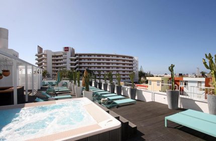 Cheap-Price-Upscale-Gay-Hotel-Gran-Canaria-With-Rooftop-Pool-Gold-Playa-del-Ingles-Adults-Only