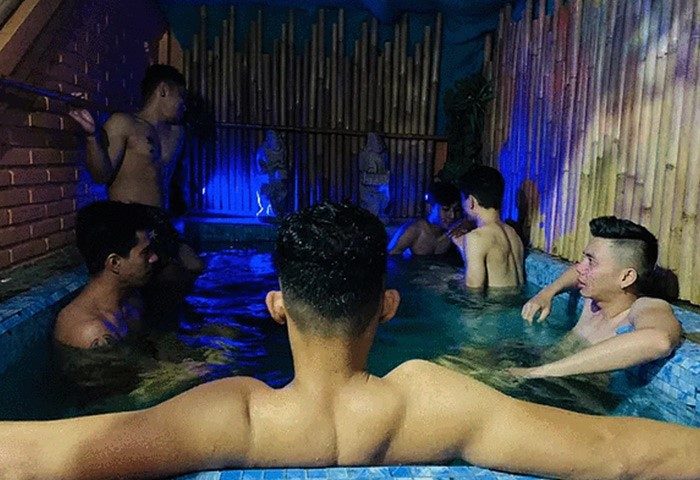 Elegantz Spa Sauna & Gym Bali: Traditional Balinese Men Sauna New 2023  Review : The Gay Passport