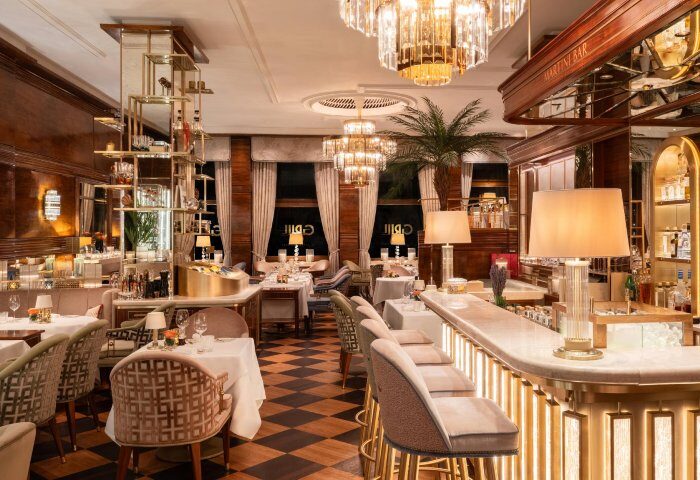 Number One Luxury Lakefront Gay Hotel Hamburg Fairmont Hotel Vier Jahreszeiten