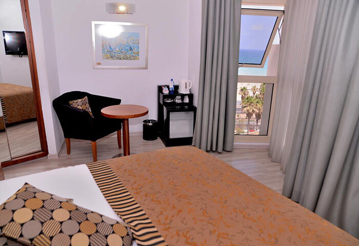 Maxim Design Hotel 3 Star Superior room. Find cheap gay hotel in Tel Aviv city center near gay bars. Comfortable stay with sea view.
