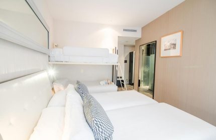 Find-Gay-Hotel-Room-for-5-Adults-in-Madrid-City-Center-Petit-Palace-Chueca-Gayborhood