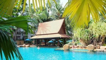 Find-Thai-Style-Pool-Gay-Hotel-Pattaya-Near-Gay-Bars