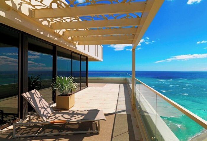 Moana Surfrider, a gay-friendly Westin Resort & Spa, Waikiki Beach. Balcony view of the ocean. Perfect for gay travel.