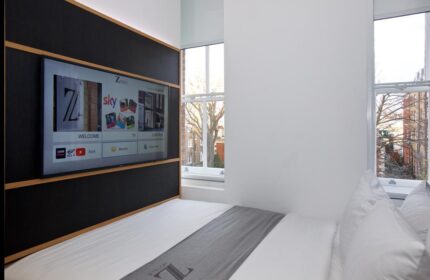 The Z Hotel Trafalgar room. Modern gay-friendly hotel with TV, bed, and window. Comfortable stay for gay travelers. #gaytravel #hotel