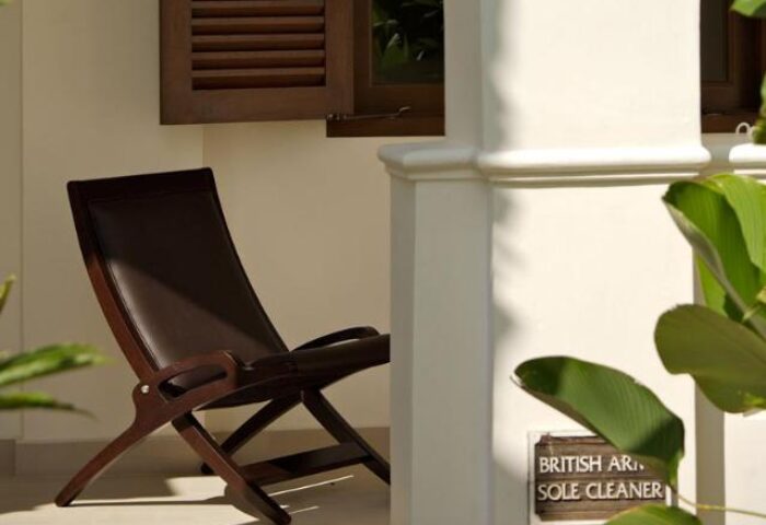 Amara Sanctuary Resort Sentosa detail. Gay-friendly hotel with SG Clean certified. Chair and sole cleaner. Singapore travel advice.