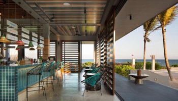 Gay-Friendly Andaz Mayakoba Resort Riviera Maya bar area. Ocean view, stylish design, and relaxed atmosphere. Perfect for gay travelers.