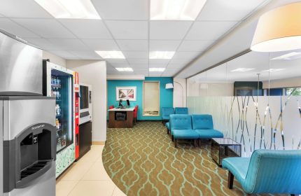 Best Western Plus Hotel Montreal lobby. Gay-friendly hotel with vending machines, seating, and a business center. Comfortable for gay travelers.