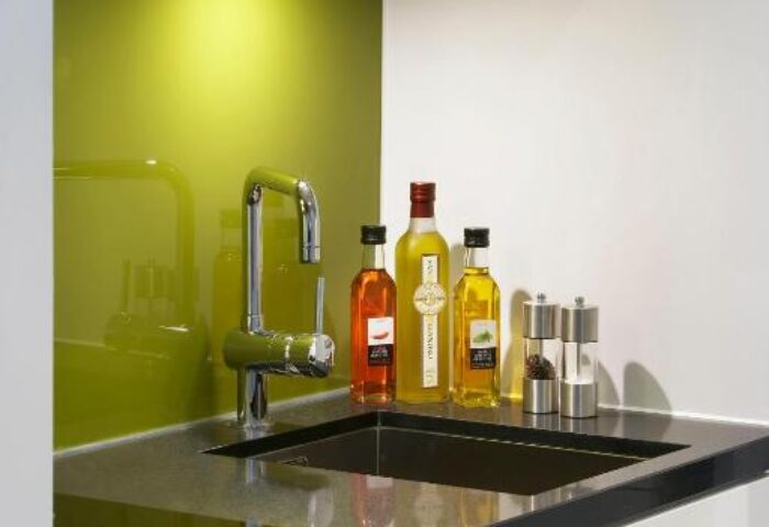 Citadines Holborn-Convent Garden London: Kitchenette detail in a gay-friendly hotel. Sink, olive oils, and modern design for gay men travelers.