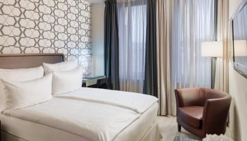 Gay Friendly Hotel H10 Berlin Ku'damm Hotel Berlin