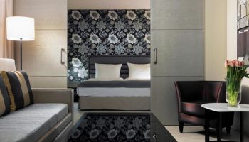 Gay Friendly Hotel H10 Berlin Ku'damm Hotel Berlin