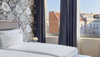 Gay Friendly Hotel H10 Berlin Ku'damm Hotel Berlin