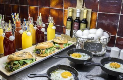Gay Friendly Hotel H10 Villa de la Reina Boutique Hotel Madrid