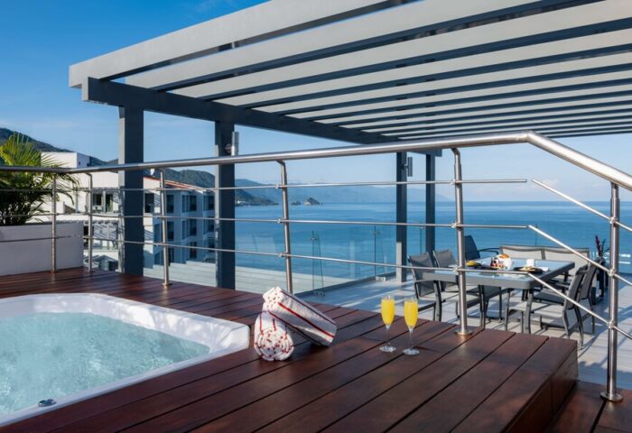 Hilton Vallarta Riviera All-Inclusive Resort's gay-friendly suite. Ocean view, hot tub, & breakfast. Perfect for gay travelers.