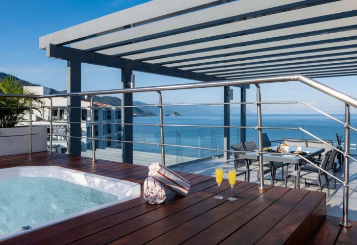 Hilton Vallarta Riviera All-Inclusive Resort's gay-friendly suite. Ocean view, hot tub, & breakfast. Perfect for gay travelers.