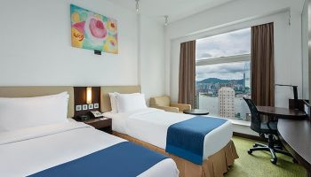 Gay Friendly Hotel Holiday Inn Express Hong Kong Soho