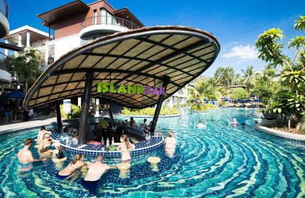 Holiday Inn Resort Krabi Ao Nang Beach swim-up bar. Gay-friendly hotel in Thailand. Island Bar, Ao Nang Beach resort pool.