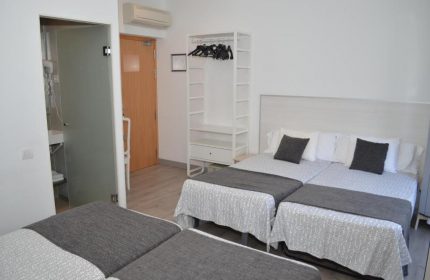 Gay Friendly Hotel Hostal San Lorenzo Madrid