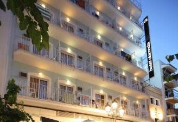 Hotel Alameda, a gay-friendly hotel. Exterior view of the building with multiple floors and balconies. A great choice for gay travelers.