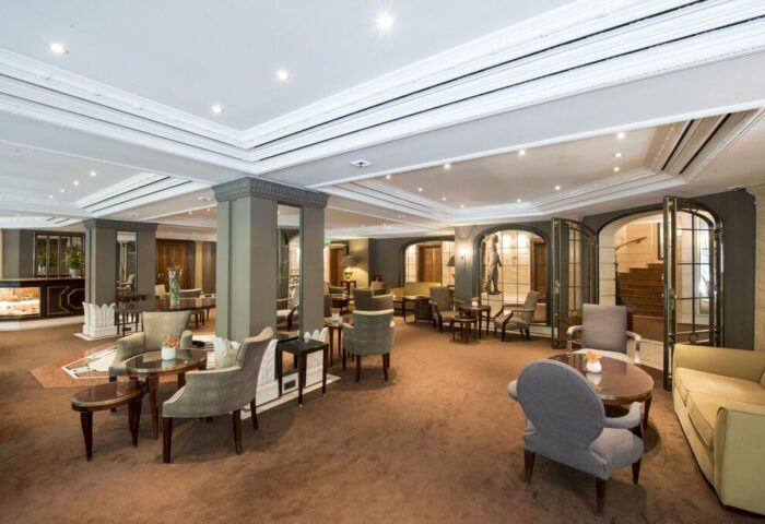 Hotel Bayerischer Hof's gay-friendly lounge area. Comfortable seating, elegant decor, and a welcoming atmosphere for gay travelers.