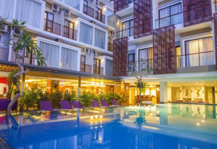Hotel Horison Seminyak Bali: Pool view of this gay-friendly hotel. Enjoy Bali's beauty and relaxation at this Seminyak hotel.