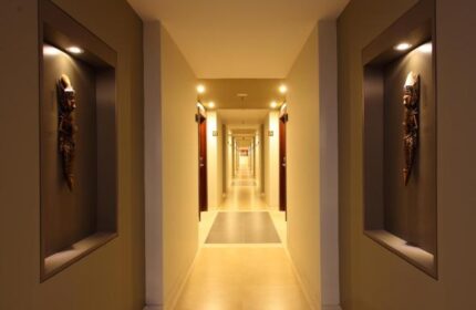 Hallway at Hotel Horison Seminyak Bali. Gay-friendly hotel with Balinese decor. Travel advice for gay men in Bali. Hotel interior.
