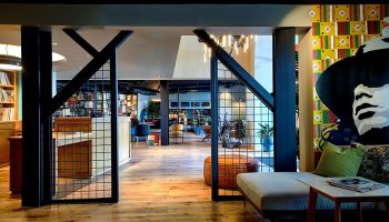 Hotel Ziggy Los Angeles lobby. A gay-friendly hotel with modern design, open space, and artistic elements. A great place for gay travelers.