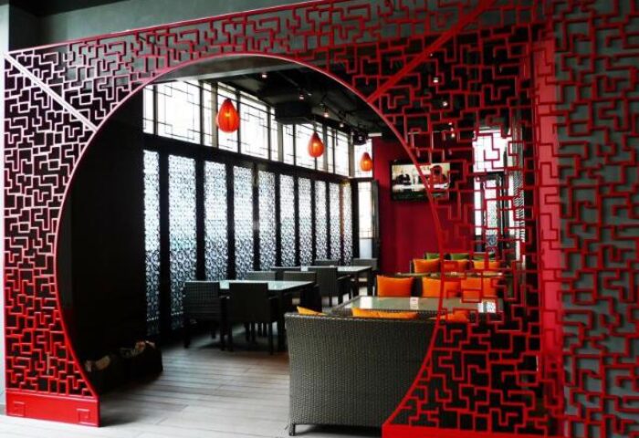 Lan Kwai Fong Hotel @ Kau U Fong interior. Gay-friendly hotel with red oriental design elements. Hong Kong travel for gay men.