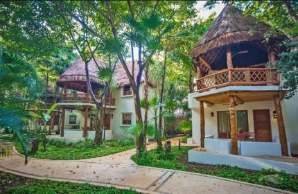 Mahekal Beach Front Resort and Spa: Gay-friendly hotel with thatched-roof bungalows in a lush, tropical setting. Ideal for gay men travel.