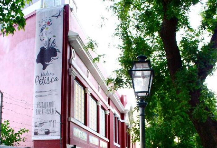 Monte Belvedere Hotel by Shiadu: Exterior view of this gay-friendly hotel, featuring a banner for Madame Petisca restaurant.