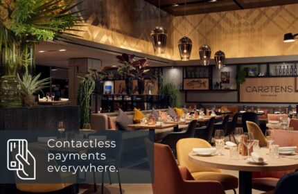 Carstens Amsterdam restaurant at Park Plaza Victoria Hotel. Gay-friendly hotel with contactless payments. Fine dining for gay travelers.