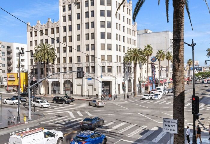 Samesun Hollywood, formerly Walk of Fame Hostel: a gay-friendly hotel. View of the iconic Hollywood Walk of Fame and building.